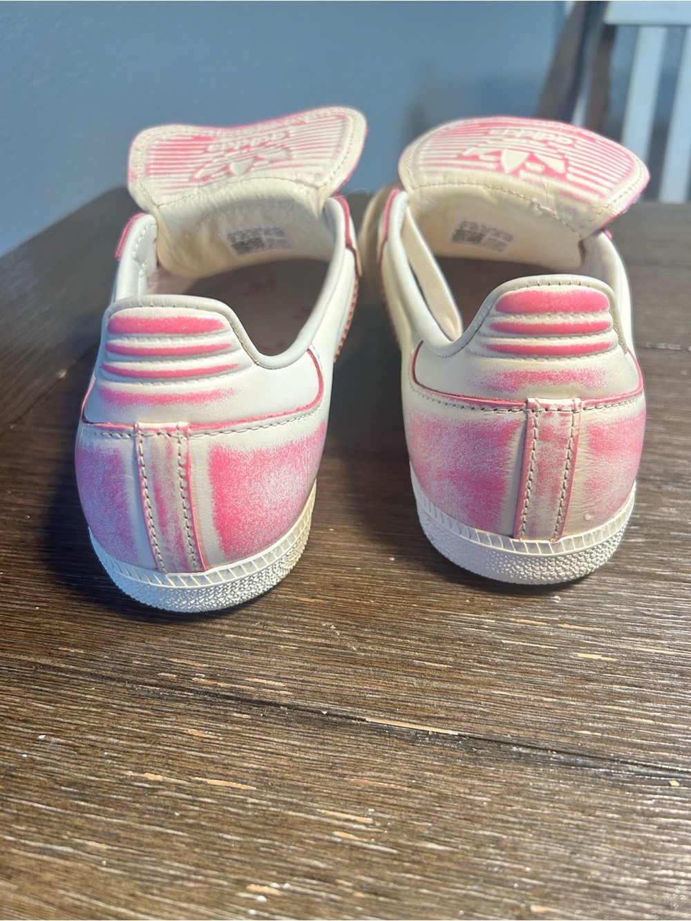 Like new! Adidas samba LT distressed look size 6 - Picture 5 of 12